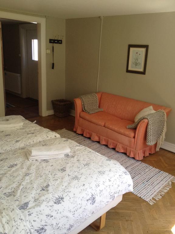 Saebyholms Gard Bed & Breakfast Laholm Room photo