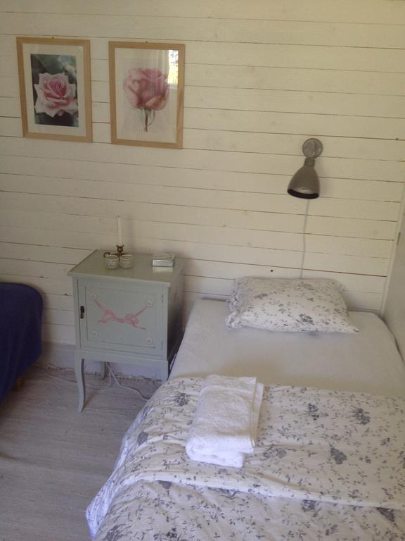 Saebyholms Gard Bed & Breakfast Laholm Room photo